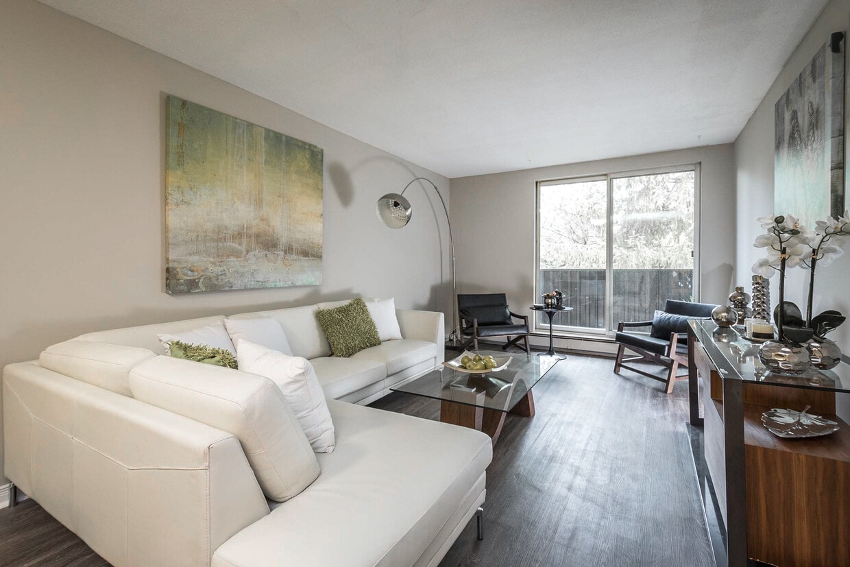 Riverside Towers Apartments - 472 6th Ave Hanover, ON | Apartments.com
