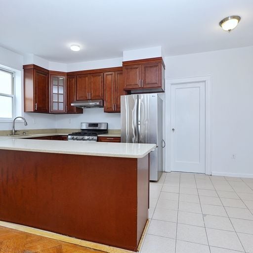 Foto del edificio - 8120 6th Ave
