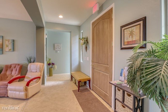 Foto del edificio - 6 br, 3 bath House - 21436 E Lords Way