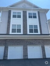 Building Photo - 61 Veterans Wy