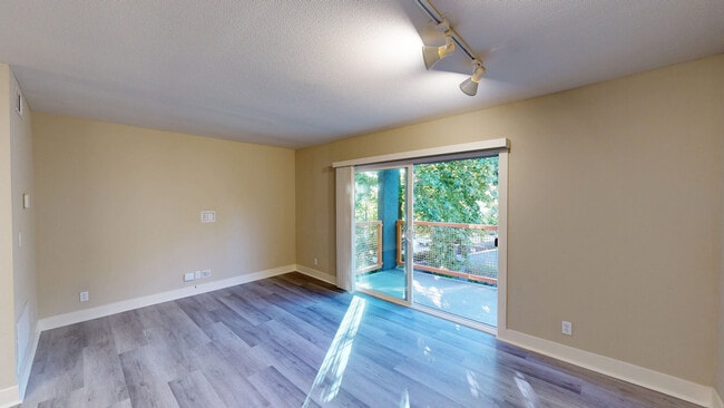 Interior Photo - CitySouth
