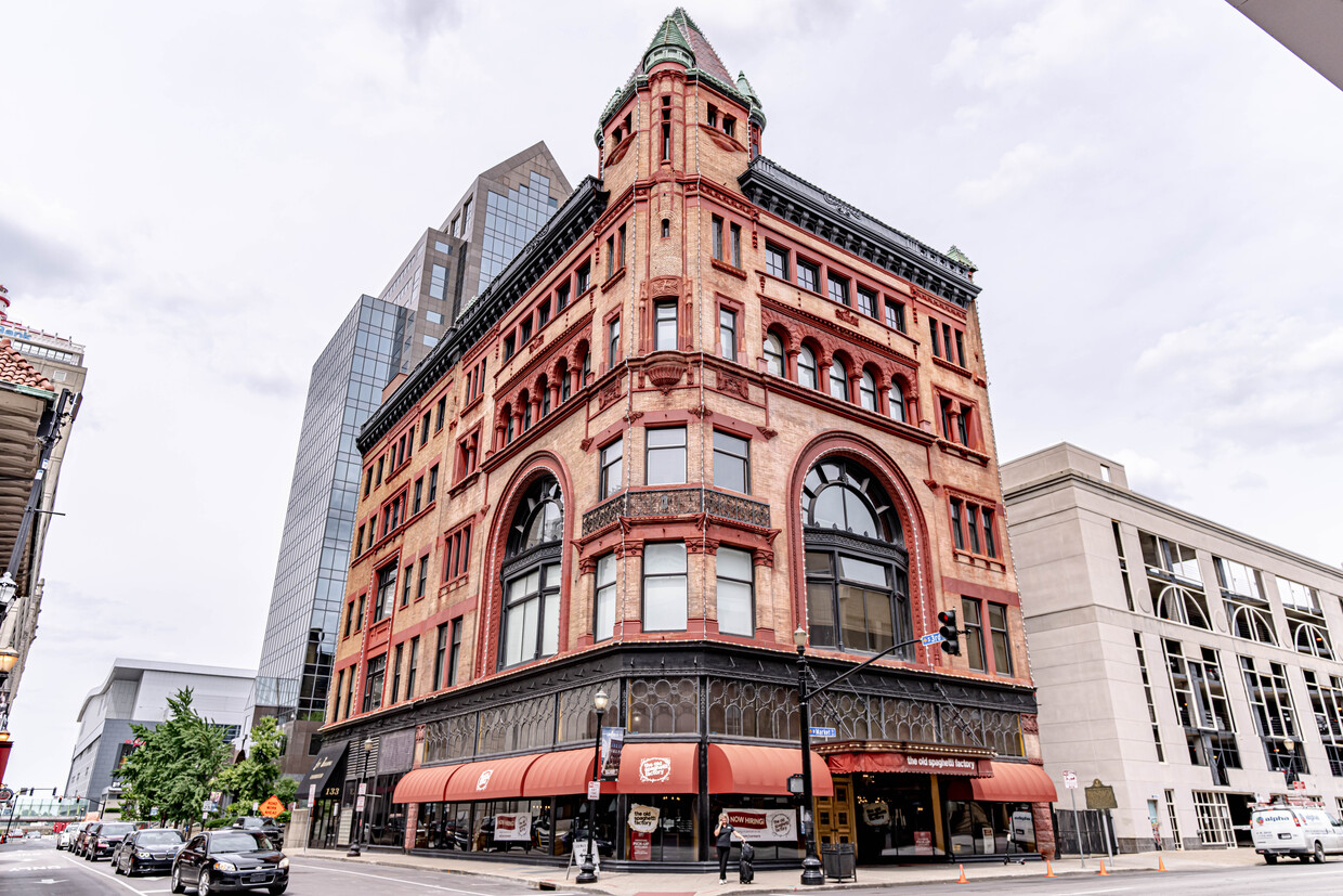 Primary Photo - 133 S 3rd St