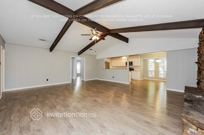 Building Photo - 945 Clear Springs Dr