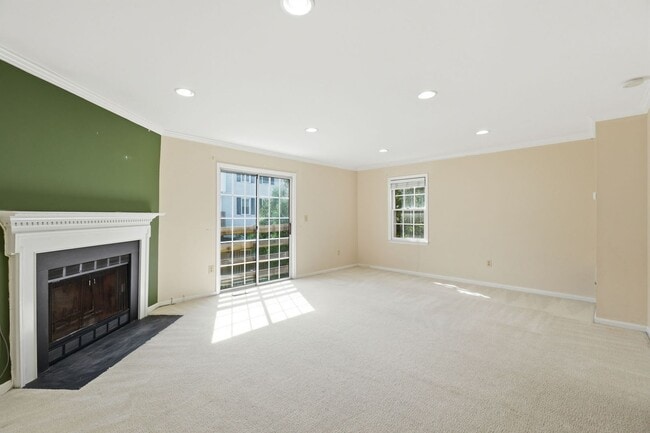 Building Photo - 6012 Crown Royal Cir