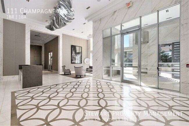 Building Photo - 111 Champagne Ave S