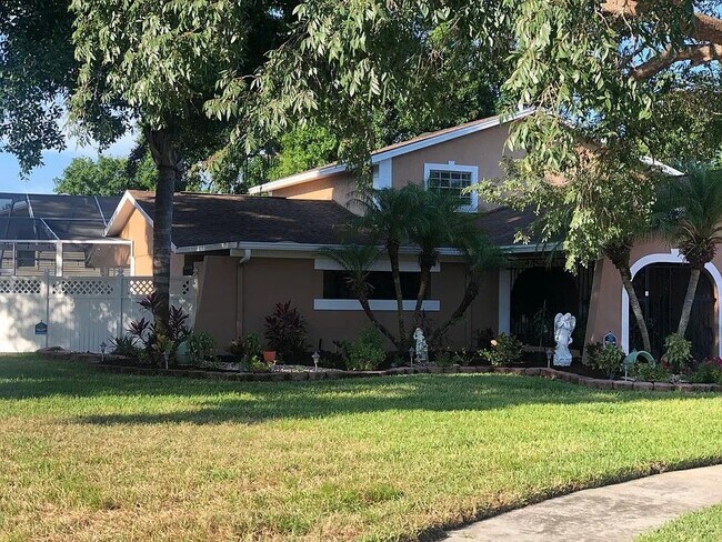 Building Photo - 6412 Windwood Ct