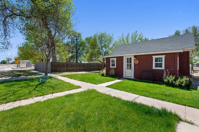 Foto del edificio - Charming 1 Bedroom, 1 Bath Single Family H...