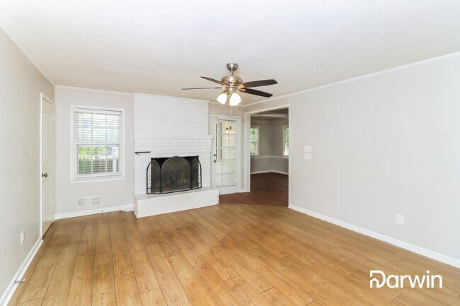Building Photo - 3150 Ebenezer Rd NE