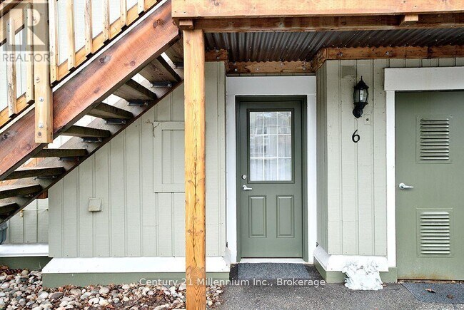 Photo du bâtiment - 15 Dawson Dr