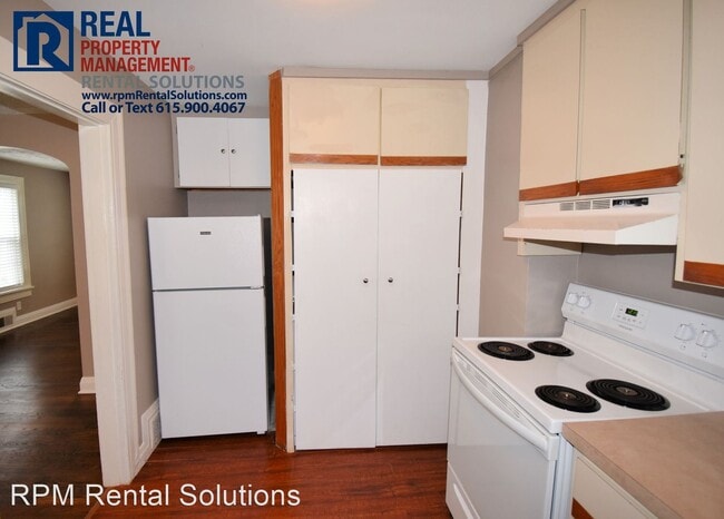 Building Photo - 2 br, 1.5 bath House - 307 N. Spring Street