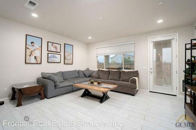 Building Photo - 3 br, 2 bath House - 230 Hammersmith Drive