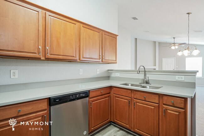Foto del edificio - 1253 Flower Ridge Dr