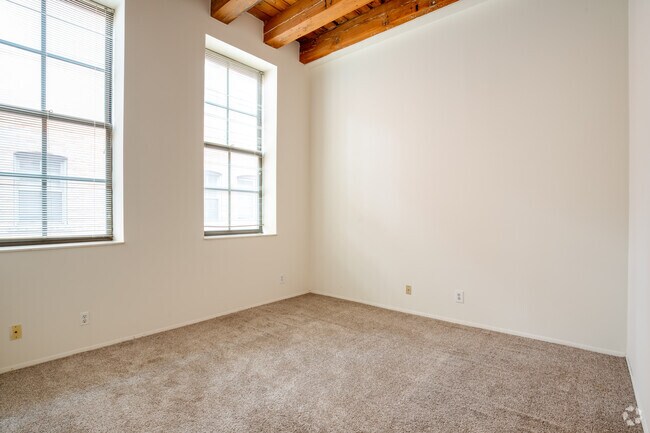 2BR , 1,5BA - Apartamento Brownstone - River Place