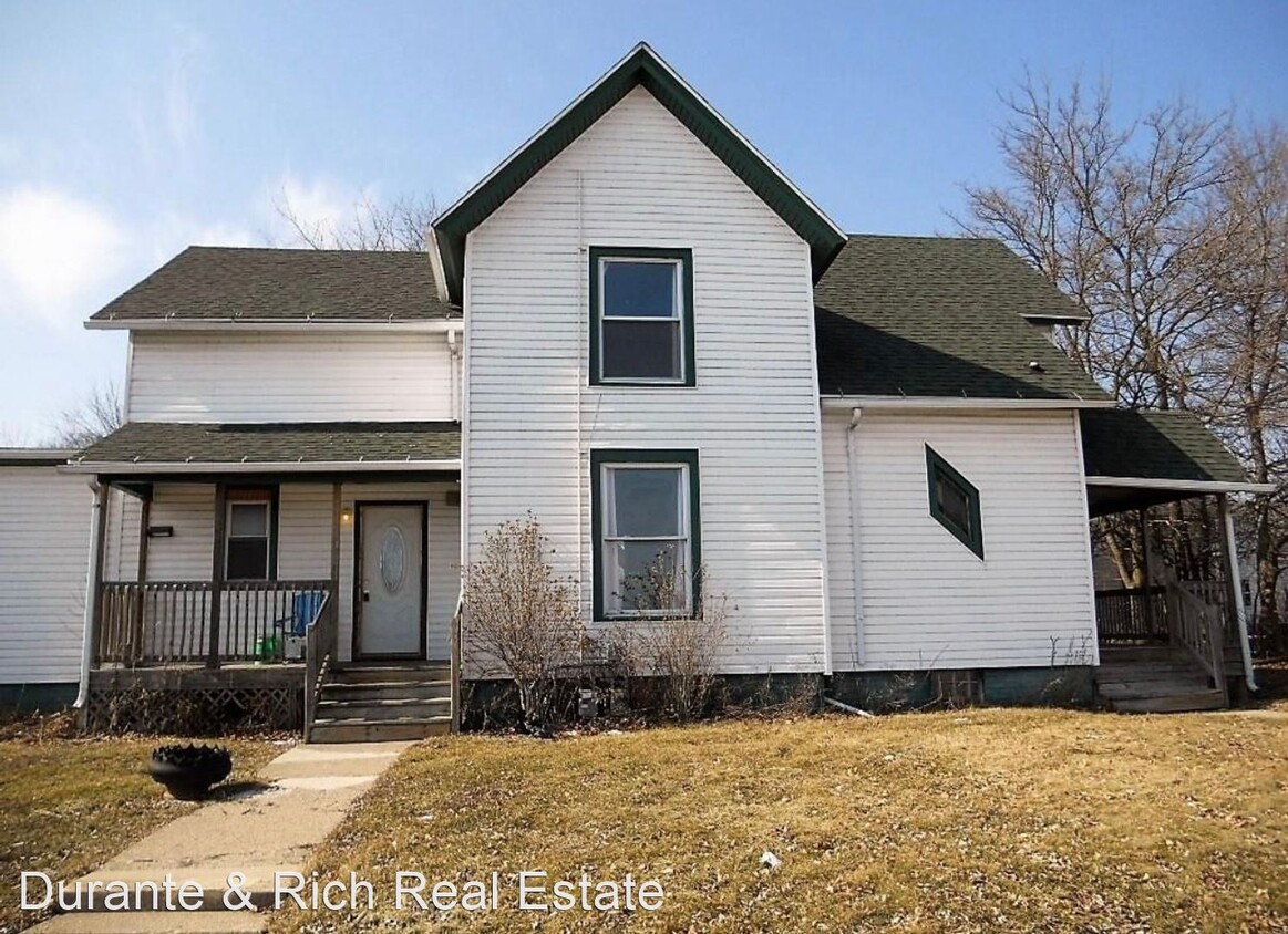 Primary Photo - 2 br, 2 bath House - 1601 State Street Lower