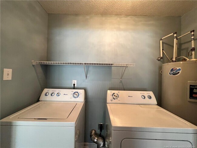 Building Photo - 3250 Winesap Rd