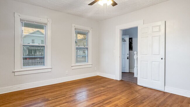Foto del edificio - 2728 E Virginia Beach Blvd