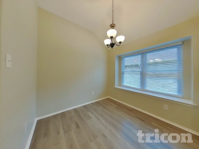 Foto del edificio - 112 Clover Leaf Ln