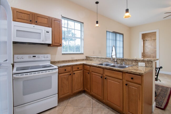 Building Photo - 12094 Citrus Grove Blvd