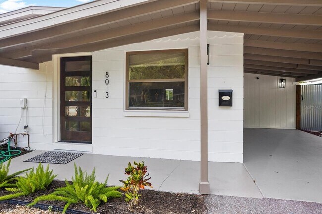 Building Photo - 3 br, 1 bath House - 8013 R 22Nd Avenue N