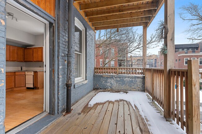Foto del edificio - 1337 W Wrightwood Ave