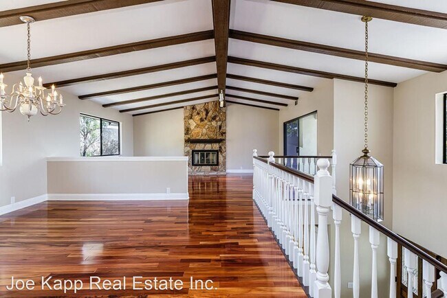 Foto del edificio - 4 br, 3.5 bath House - 1257 Westridge Drive