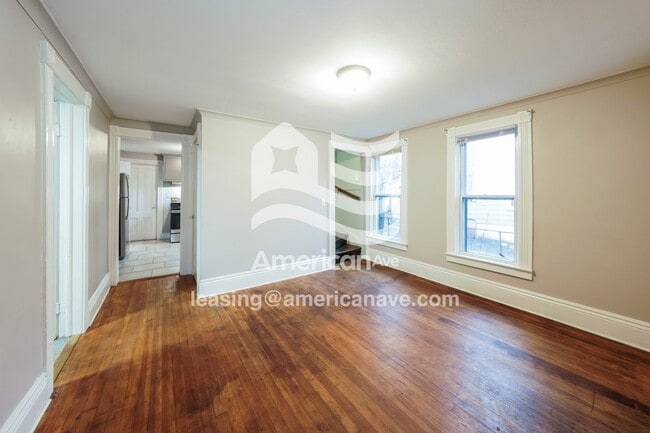 Foto del edificio - 104 Post Ave