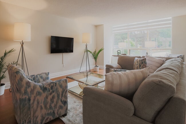 Building Photo - 8 Sampson Mews