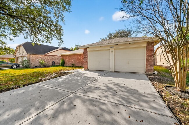 Foto del edificio - 1842 Freshmeadow Dr