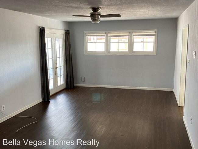Building Photo - 2 br, 1 bath House - 1071 E Oakey Blvd