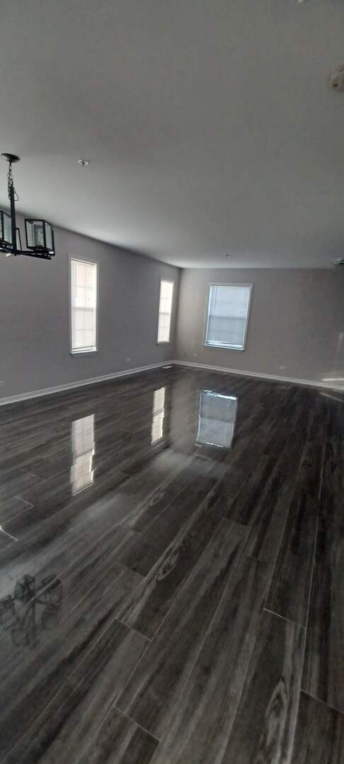 Building Photo - 2411 Dickens Dr