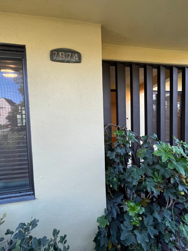 Building Photo - 7972 Farm St