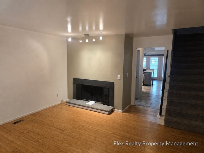 Foto del edificio - 2-Bedroom Condo in the Maumee City School District