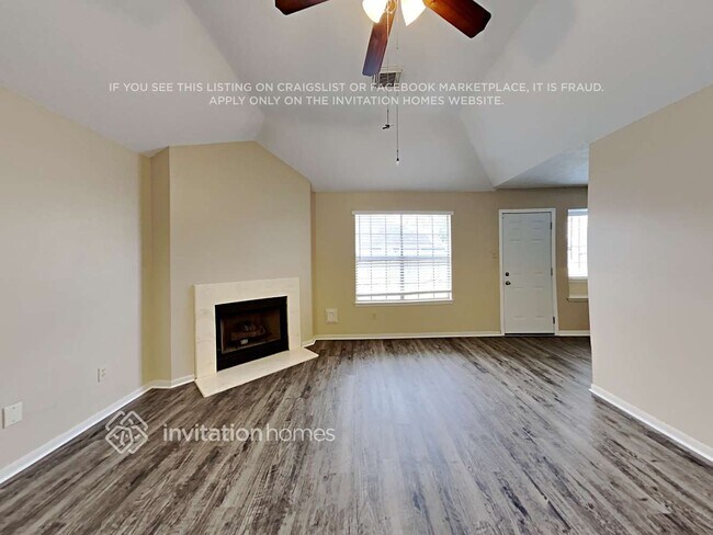 Foto del edificio - 4330 Spoonbill Dr