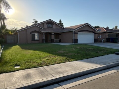 Foto del edificio - 6213 Green Garden Dr