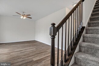 Building Photo - 400 Valor Way