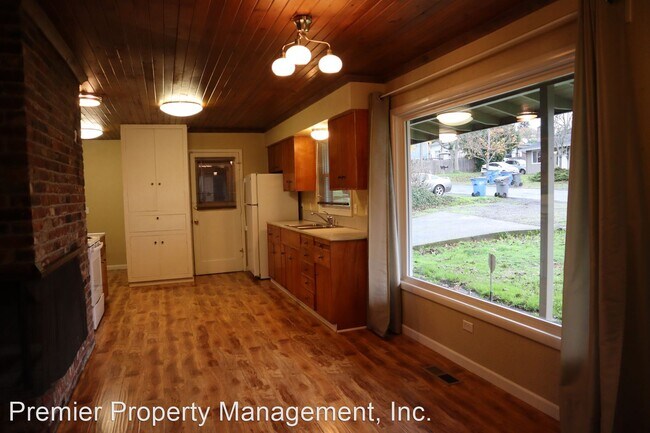 Building Photo - 2 br, 1 bath House - 3714 Lincoln Ave
