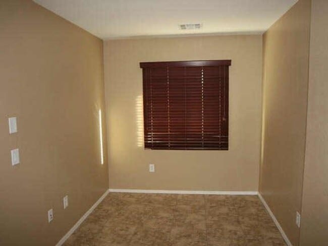 Foto del edificio - AVAILABLE NOW IN THE GARDENS GILBERT!!!