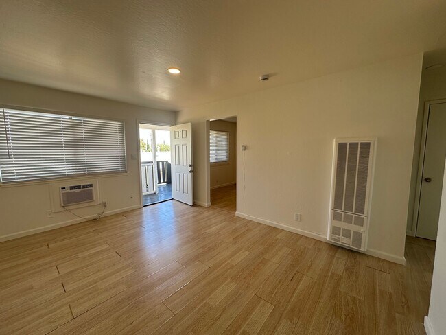 Foto del edificio - 3715 Norwood Ave