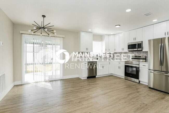 Foto del edificio - 3 Bedroom Pet-Friendly Home in EDGEWATER, FL with Main Street Renewal