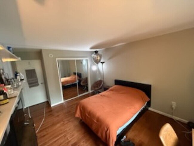 Foto del edificio - 4114 Davis Pl NW