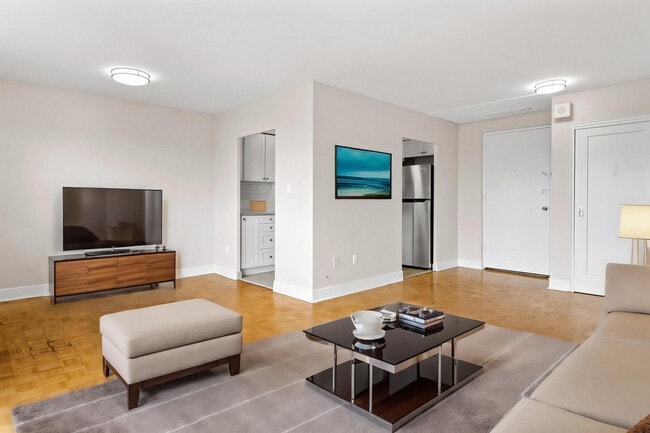 Building Photo - Bowling Green I