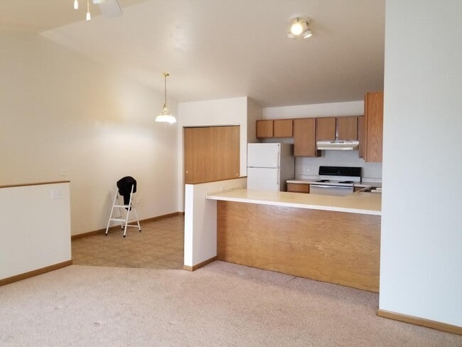 Building Photo - 106 Marks Way New Lisbon, WI 53950
