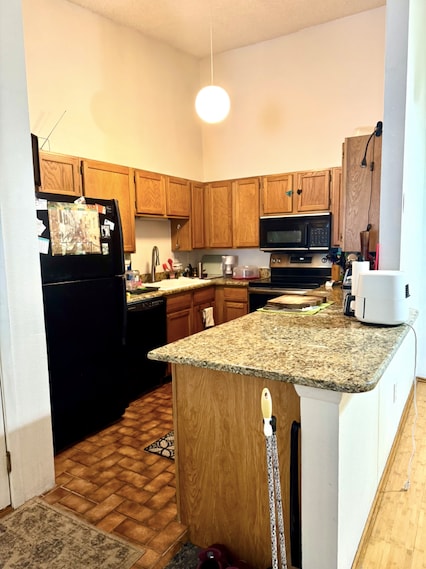 Kitchen - 2280 S Oswego Way