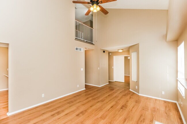 Foto del edificio - 3 1811 S 39th St