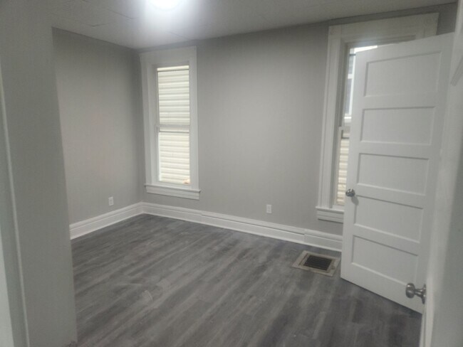 Foto del edificio - 2820 S 3rd St