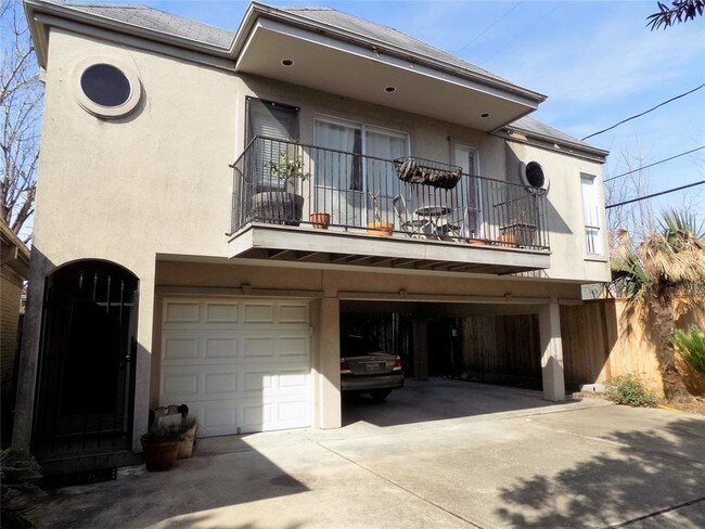 Building Photo - 2010 Branard St