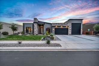 Building Photo - 647 W 280 S