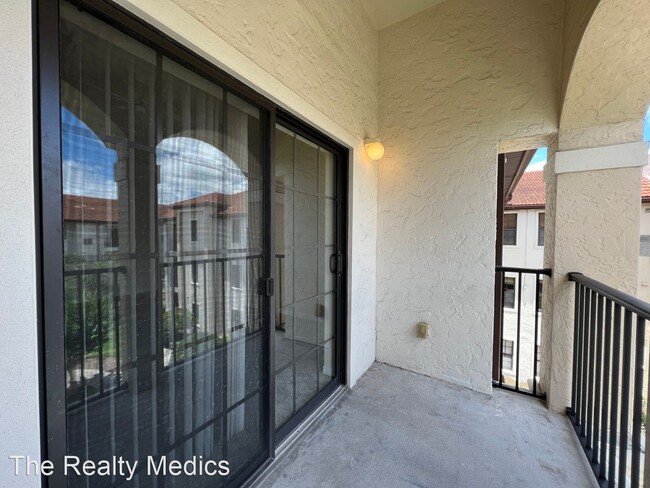 Building Photo - 3 br, 2 bath House - 5550 E Michigan St #2330