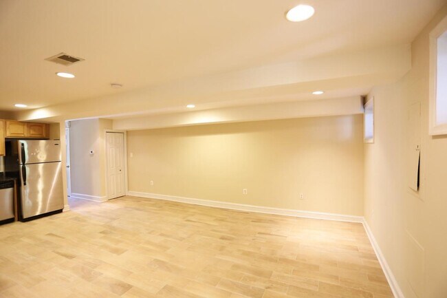 Foto del edificio - 726 Quincy St NW