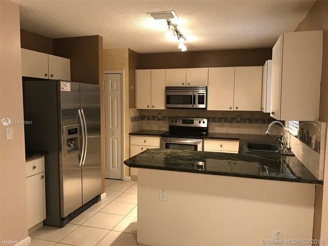 Building Photo - 3 br, 2.5 bath House - 200 Mahogany Ter